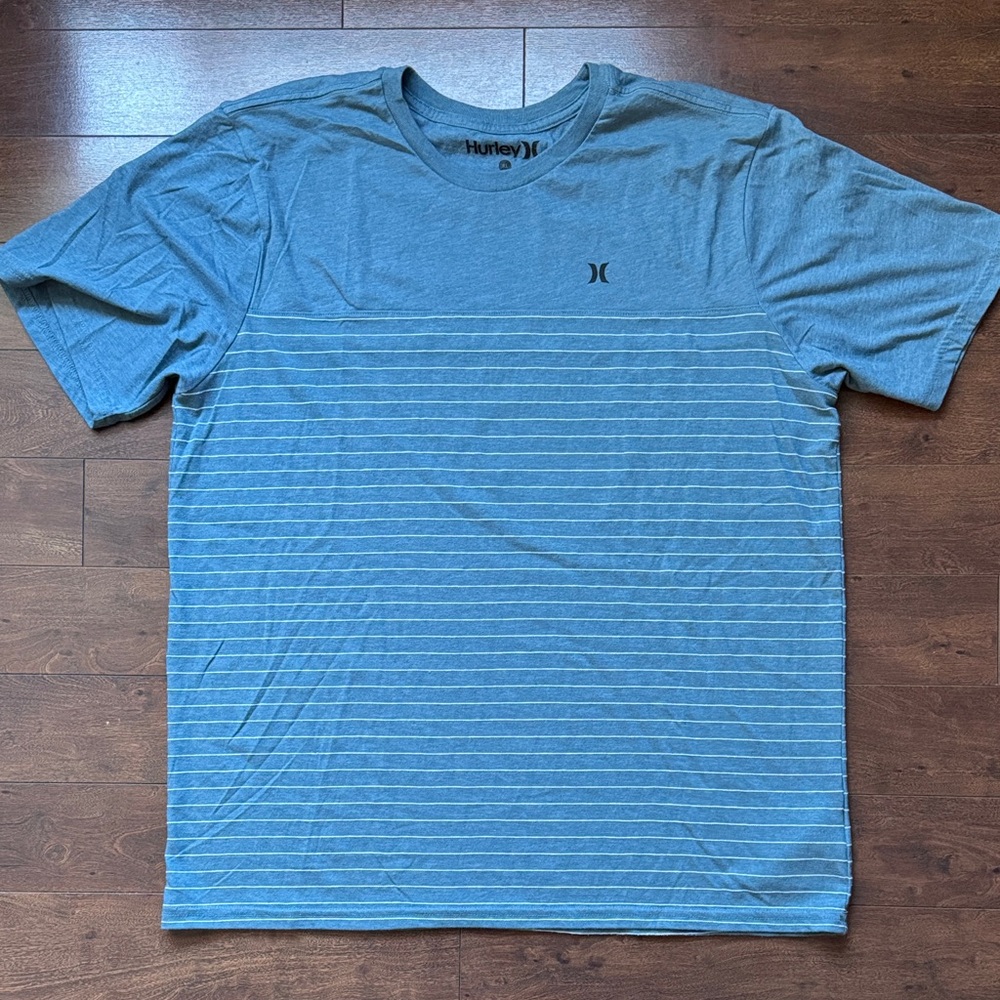 Hurley Men's Blue Striped Short Sleeve Tee